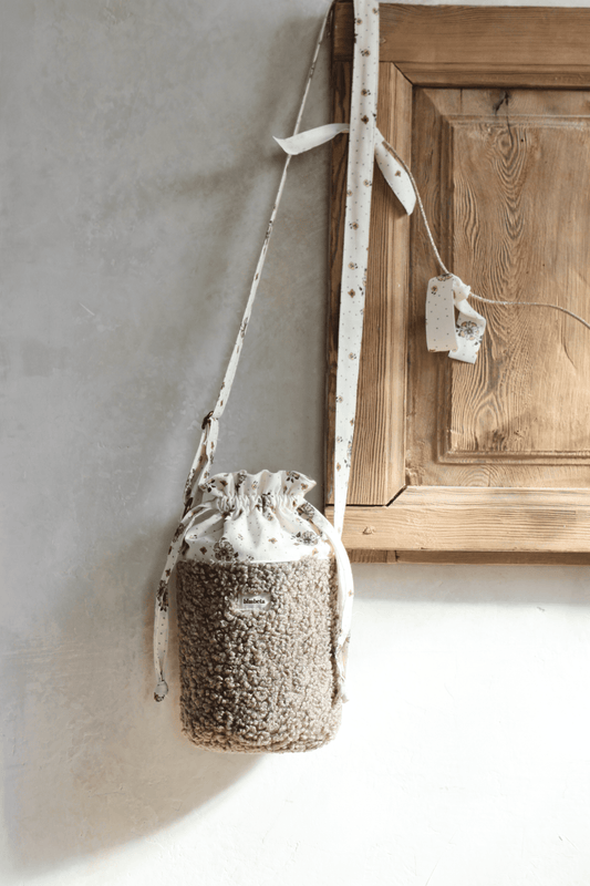 Bombonera Flowery Sheep