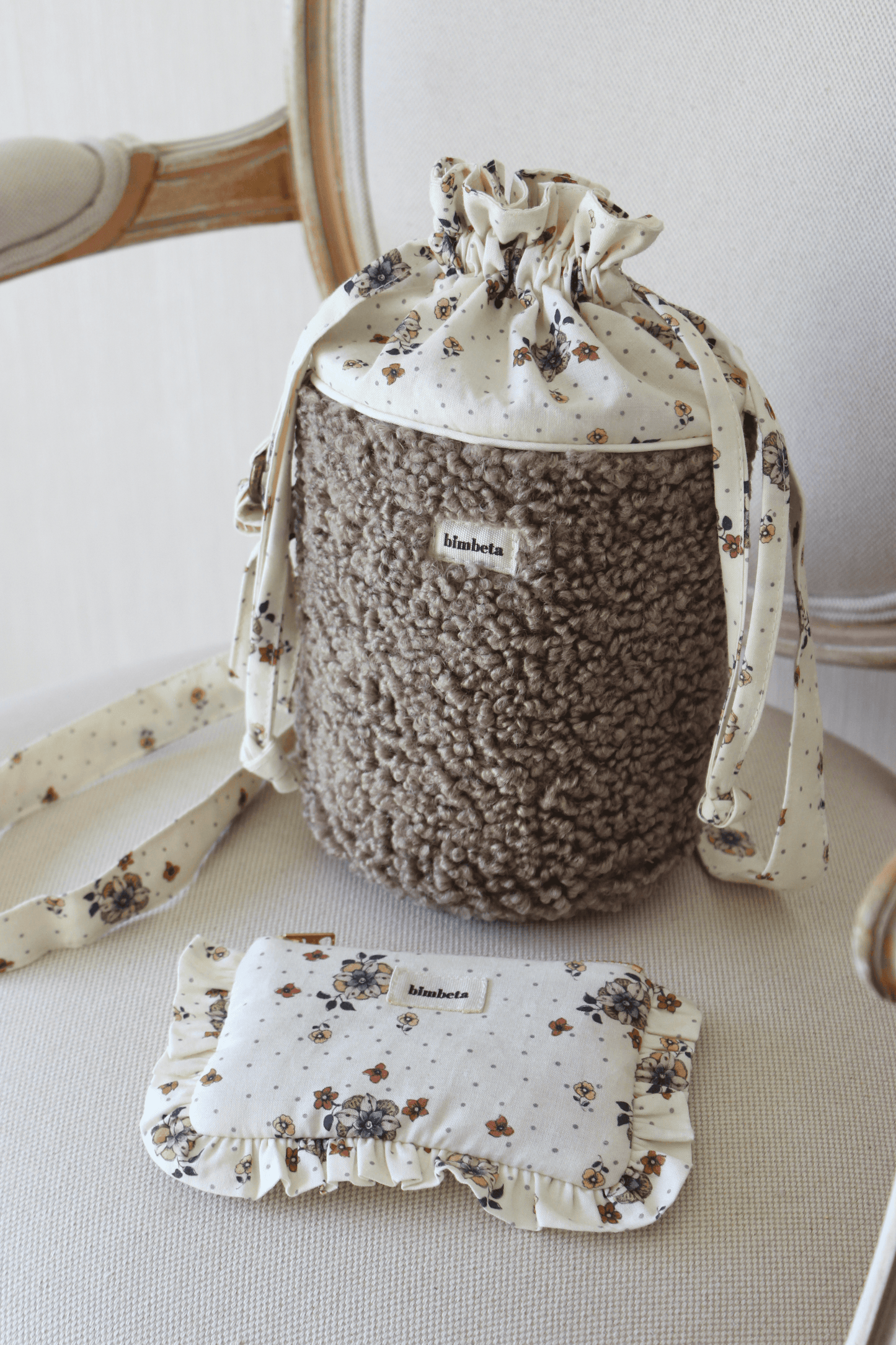 Bombonera Flowery Sheep